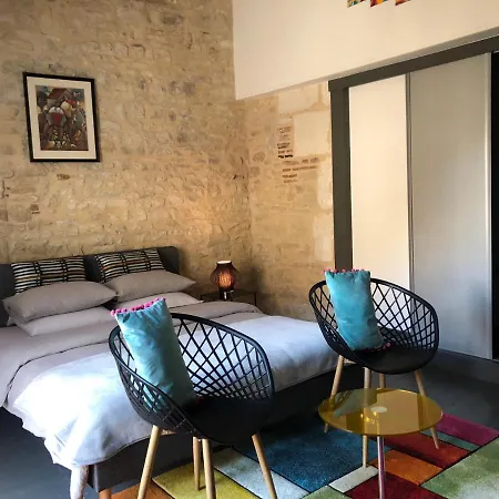 Les Halles D'hotes Bed & Breakfast 4*