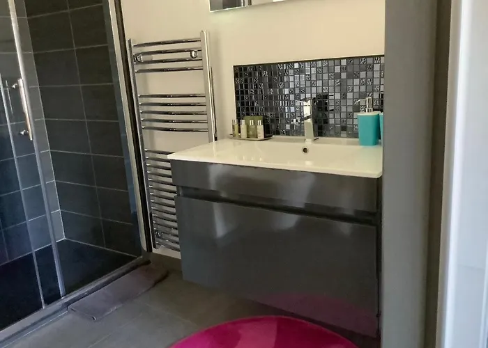 Les Halles D'hotes Bed and breakfast Verteuil-sur-Charente